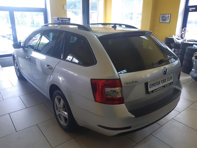 Škoda Octavia 1.6 TDI DSG NAVI APP - fotka 5 z 28