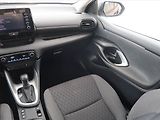 Toyota Yaris (2022) 1.5 VVT-i Hybrid, Automat - náhled 8