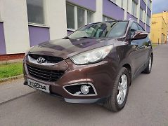 Hyundai ix35 2,0 CRDi 4WD + pneu  - fotografie inzerátu