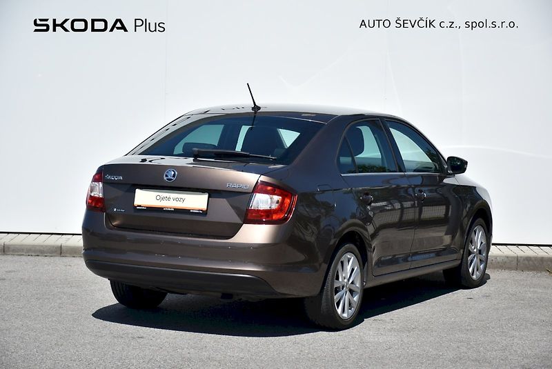 Škoda Rapid (2017) STYLE Plus 1.0 TSI 81kW - fotka 2 z 30