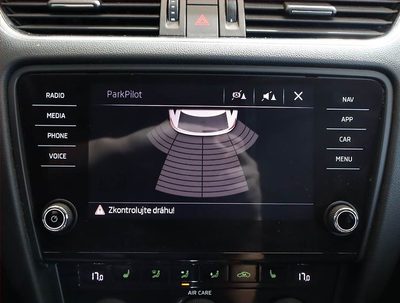 Škoda Octavia (2017) Ambition 2.0 TDI, Automat - fotka 24 z 28