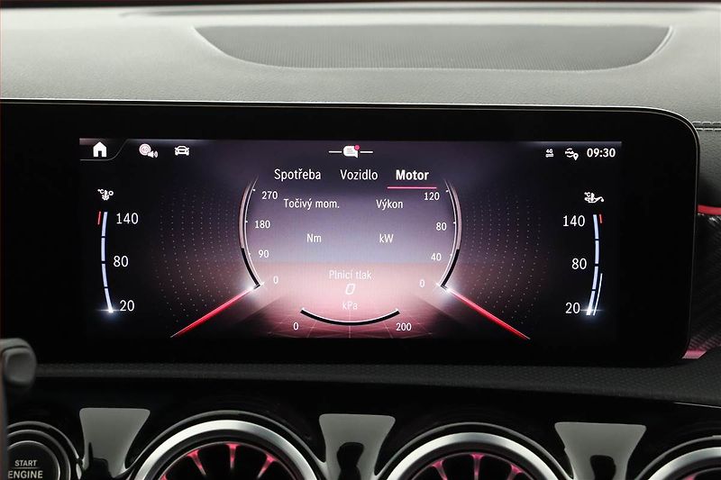 Mercedes-Benz CLA (2025) 200, Progressive - fotka 26 z 27