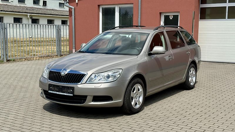 Škoda Octavia (2010) 1.6MPi*75kW*ELEGANCE*1.MAJ* - fotografie inzerátu