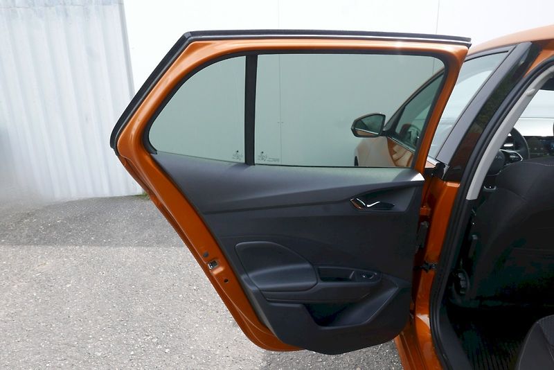 Škoda Fabia (2025) 1.0 TSI 85 kW DSG 7° TOP Selec - fotka 28 z 35