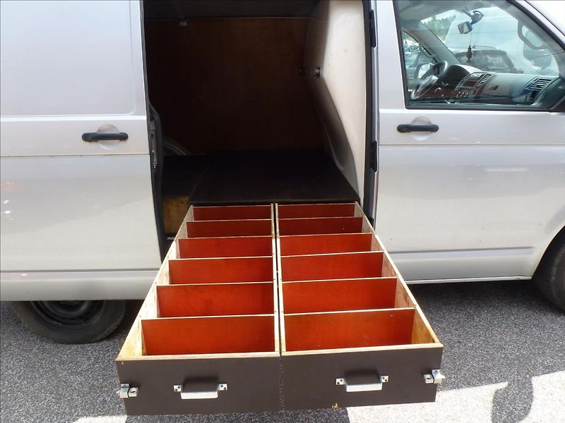 Volkswagen Transporter 2,0 TDI - fotka 21 z 31