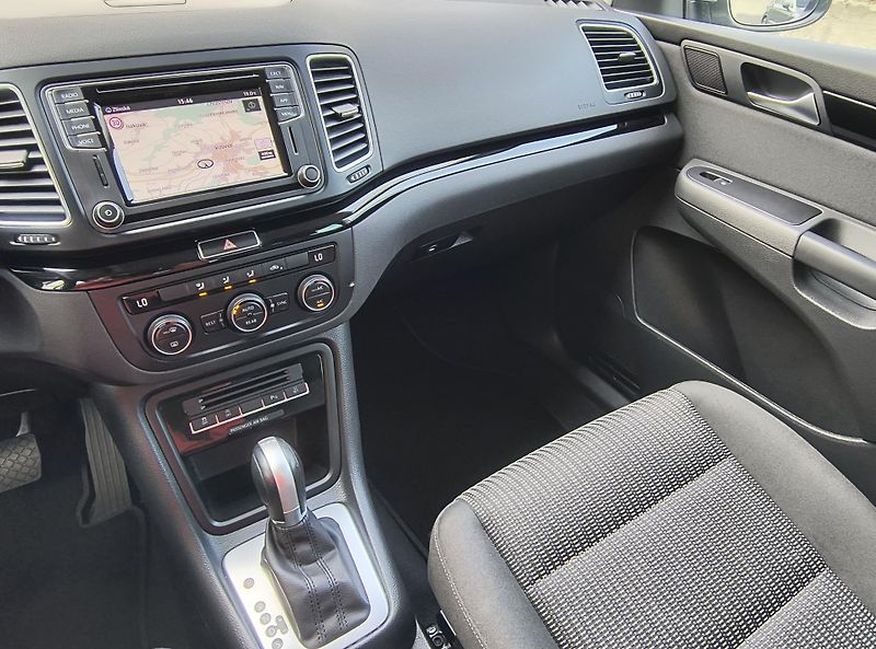 Seat Alhambra (2021) 1.4 TSI DSG 110KW/ NAVI/KAMERA - fotka 37 z 58