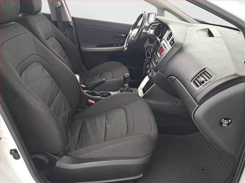 Kia Ceed (2013) 1.6 GDI, ČR,1.maj, Serv.kniha - fotka 9 z 16