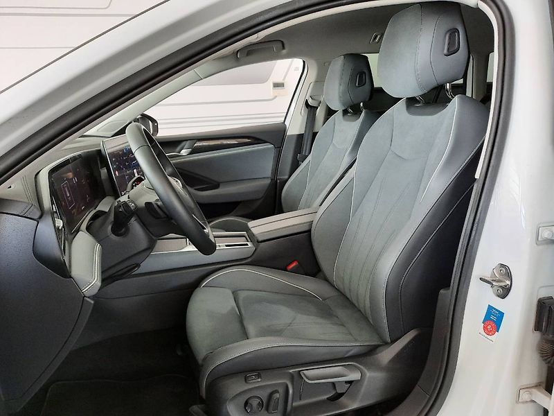 Volkswagen Passat Variant (2024) 2.0 TDI (110kW/150k) DSG, Busi - fotka 7 z 30