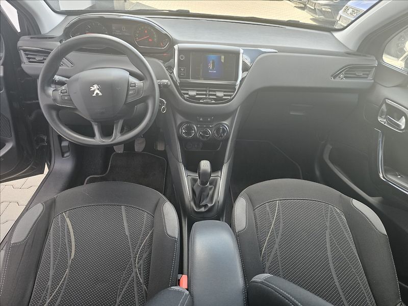 Peugeot 208 1,2 i Actice klima - fotka 21 z 40