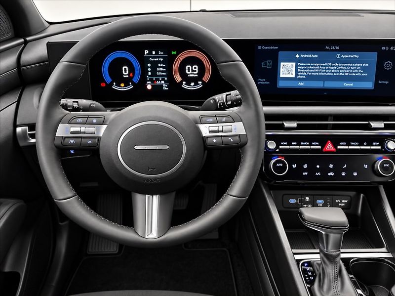 Hyundai Tucson 1,6 Go Czech - Nový Vůz - fotka 7 z 17