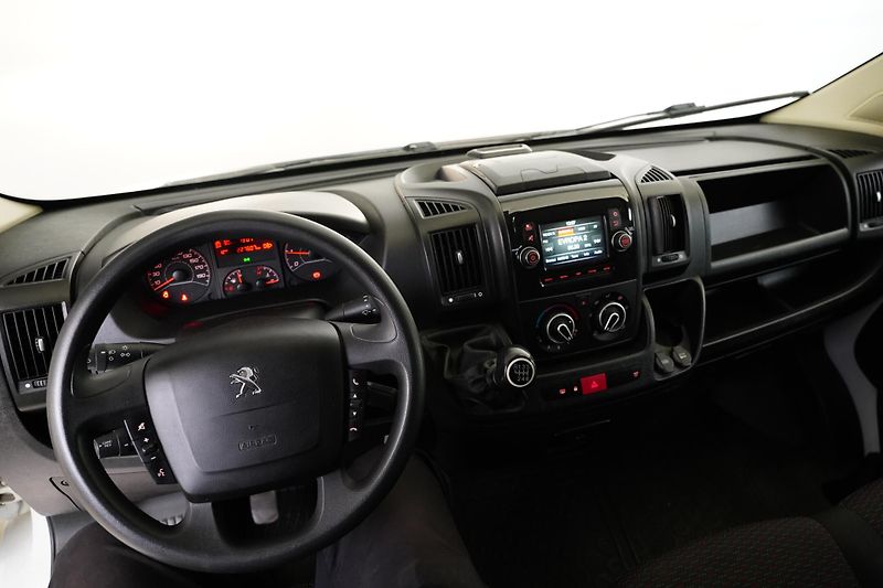 Peugeot Boxer - fotka 5 z 23