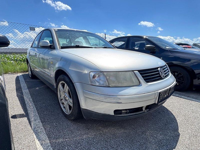 Volkswagen Passat (1998) VR6 Syncro - fotka 2 z 6