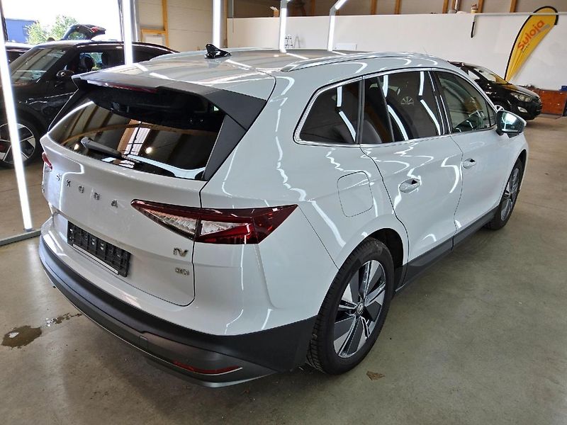 Škoda Enyaq 150kw, iV80 19ALU TZ SOH 98% - fotka 4 z 7