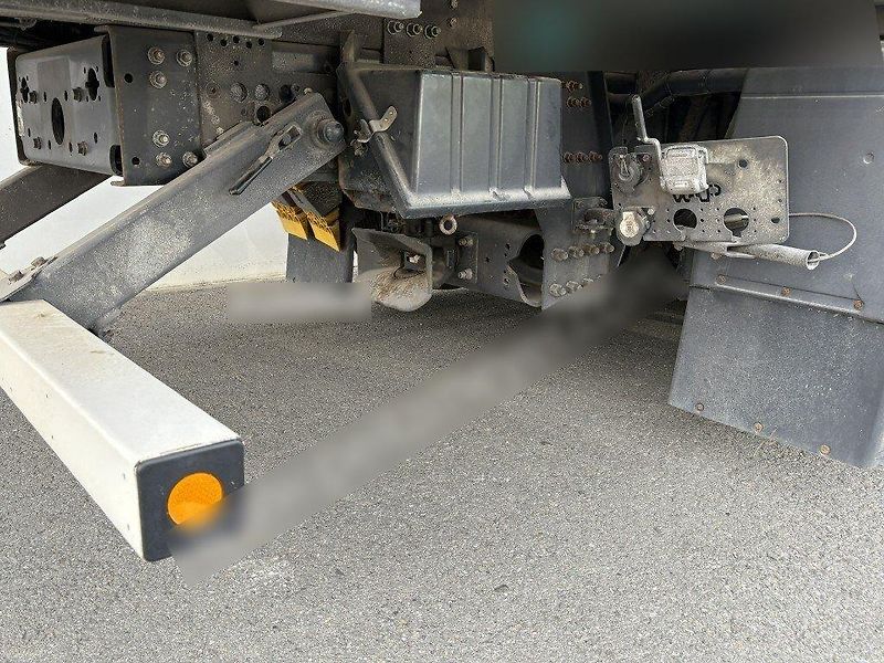 MAN TGX (2019) 26.540 6x2 mrazák EURO 6 - fotka 12 z 20