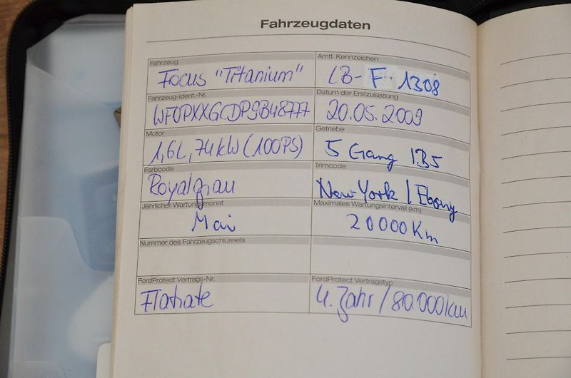 Ford Focus (2009) 1.6i 16V 74kW TITANIUM 2x kola - fotka 26 z 26