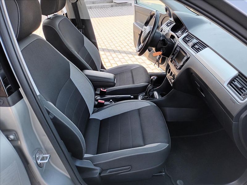 Škoda Rapid 1,2 TSI,81KW,KLIMA,PARKING, - fotka 21 z 39
