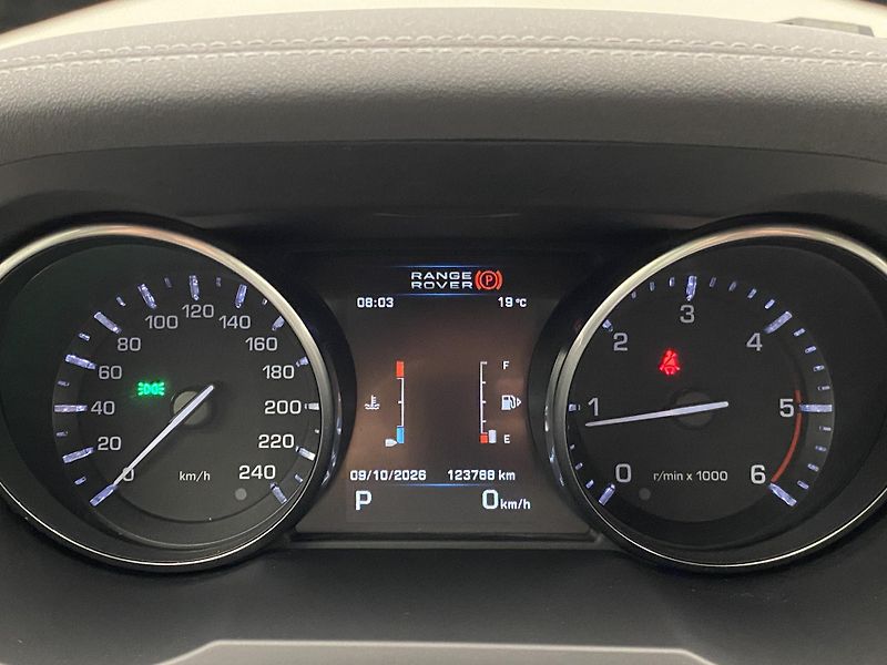 Land Rover Range Rover Evoque SD4 AWD AUT CZ - fotka 24 z 35