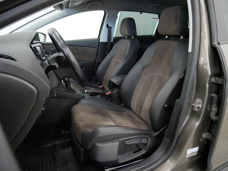 Seat Leon - fotka 11 z 28