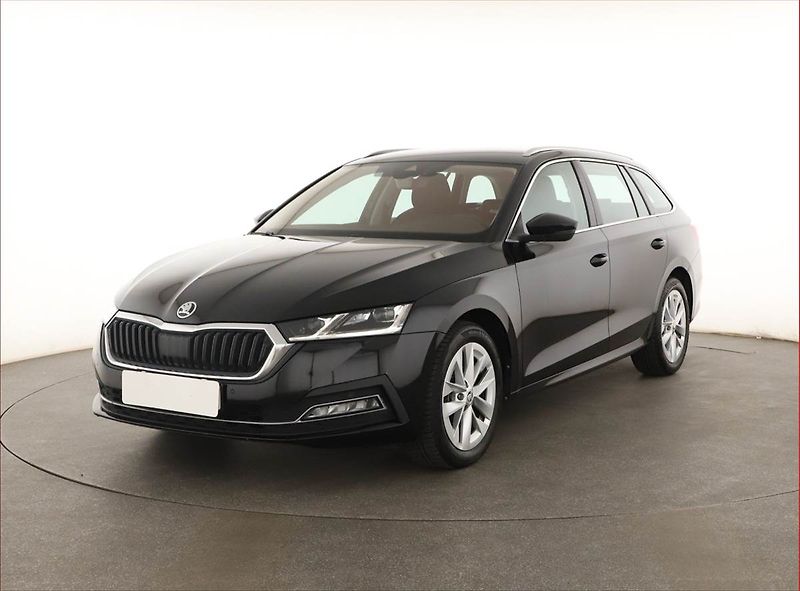 Škoda Octavia (2023) Style 2.0 TDI - fotka 2 z 20