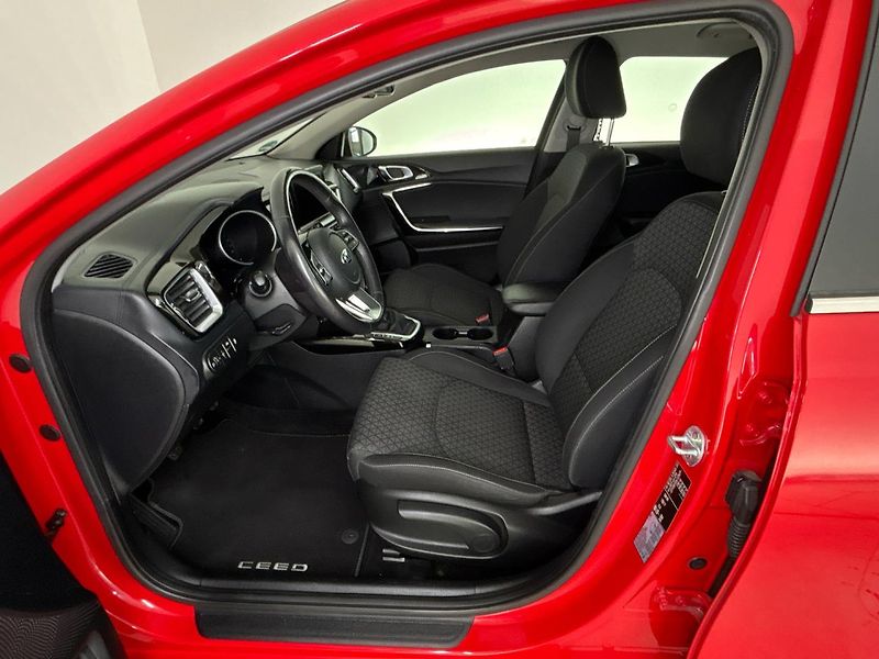 Kia Ceed Kombi - fotka 7 z 26