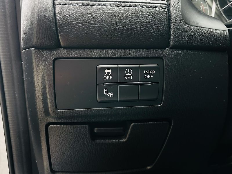 Mazda 6 2.0i AUTOMAT 1MAJITEL SERVISKA - fotka 32 z 45