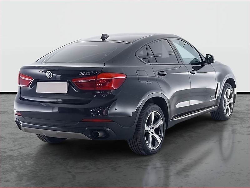 BMW X6 (2015) xDrive30d, 4X4, Automat - fotka 5 z 23