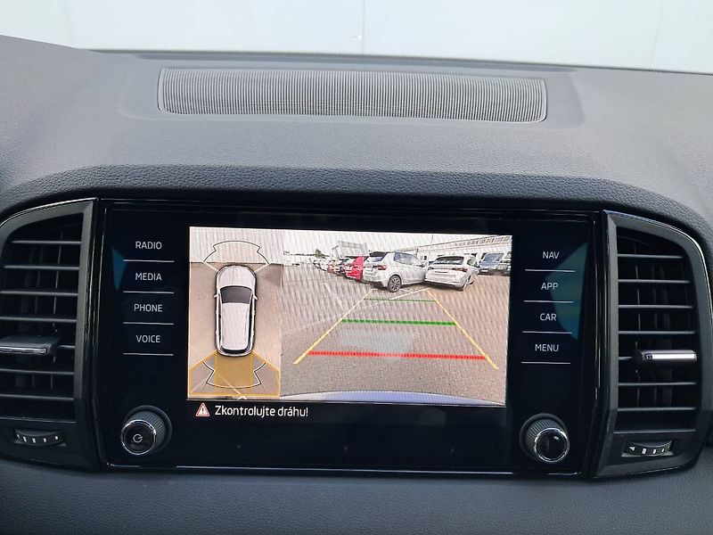 Škoda Karoq (2026) Sportline 2.0 TDI / 110 kW 4x4 - fotka 11 z 30