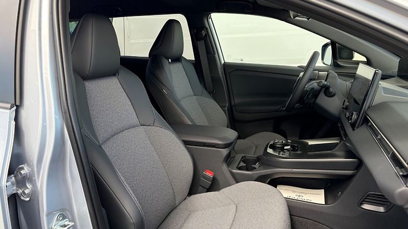 Toyota bZ4X Touring Style 74.7 kWh AWD - fotka 11 z 18