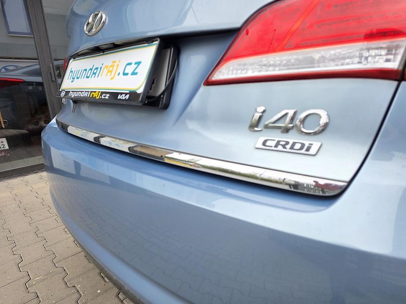 Hyundai i40 1.7-NÍZKÉ KM-AUT.KLIMA-ALU - fotka 13 z 19