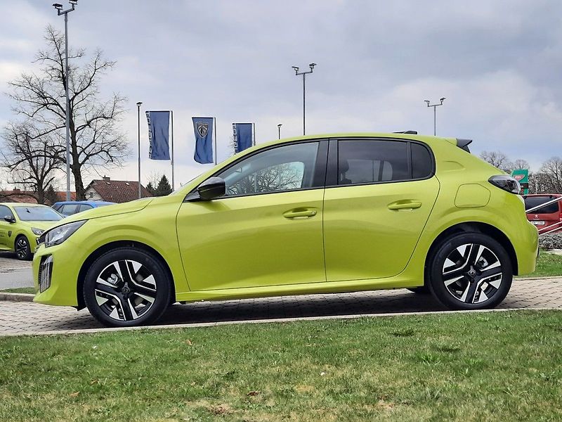 Peugeot 208 (2026) STYLE 1,2 TURBO 100k M6 - fotka 4 z 25