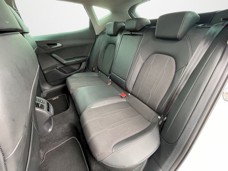 Cupra Formentor (2024) 1.5 TSI 110 kW DSG Basis - fotka 25 z 35
