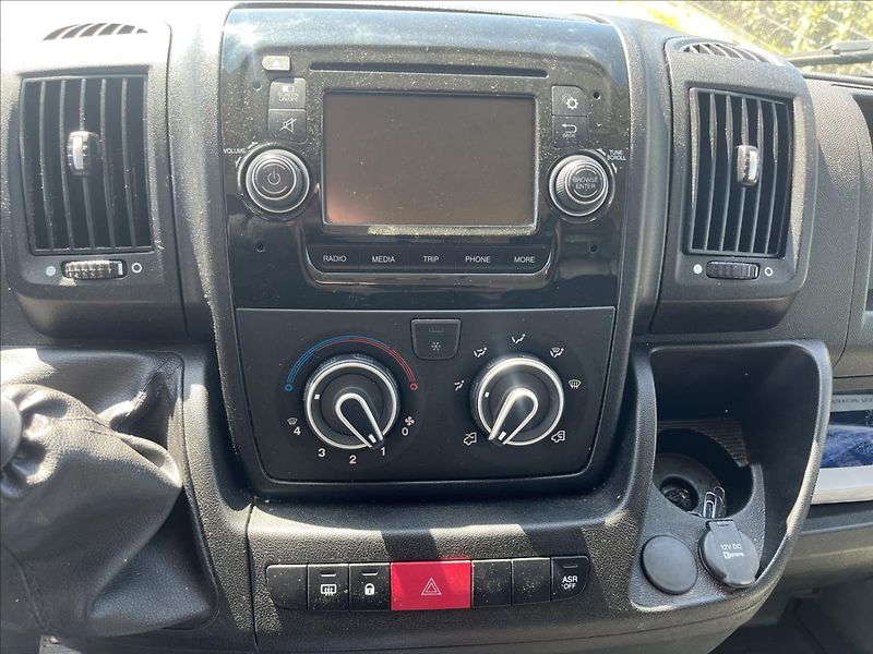 Peugeot Boxer 2,0 HDi L2 H2 KLIMA SERVIS DPH - fotka 13 z 35