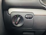 Volkswagen Golf 1,6 TDI 77kW - náhled 13