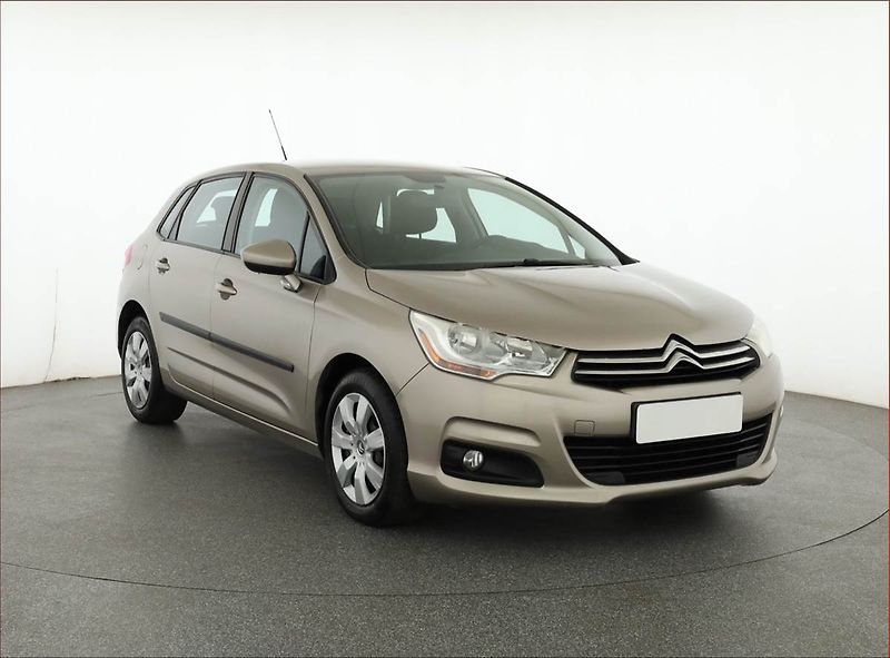Citroën C4 (2013) 1.6 HDi, Serv.kniha, po STK - fotografie inzerátu