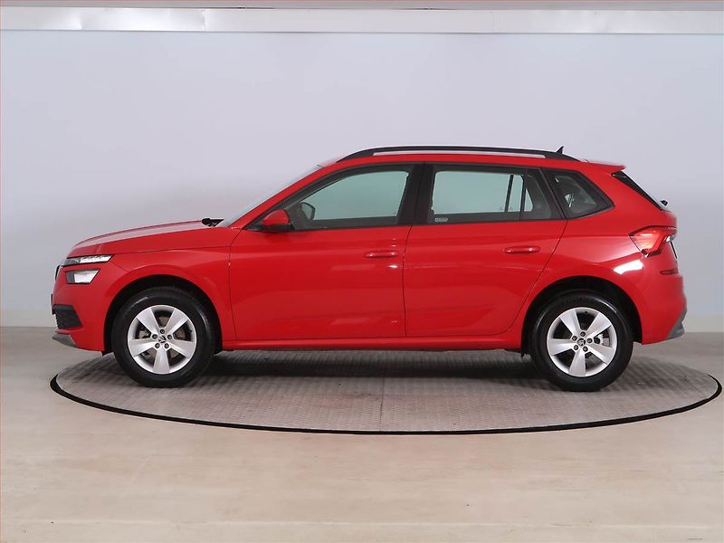 Škoda Kamiq (2024) Ambition 1.0 TSI - fotka 3 z 22