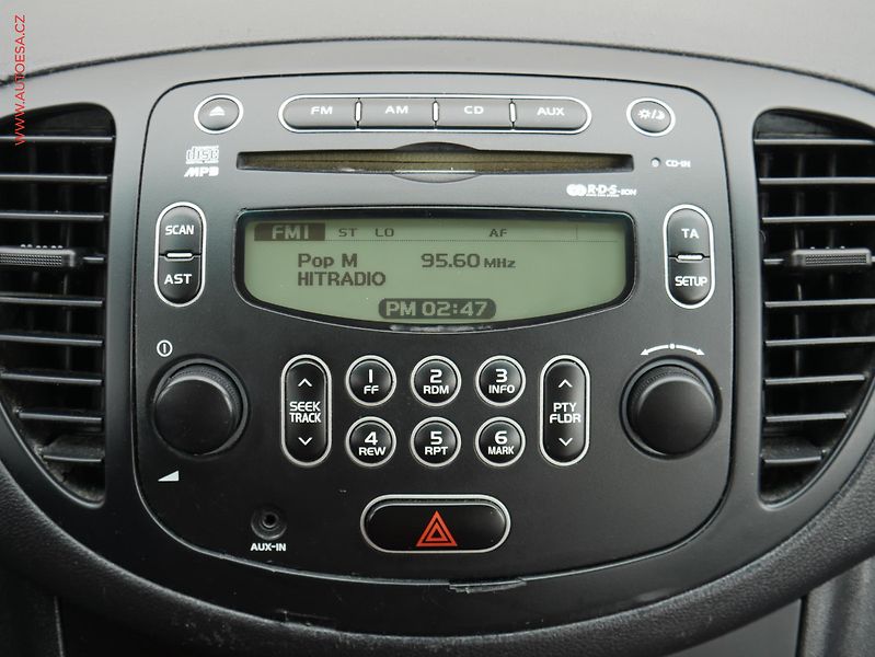 Hyundai i10 (2010) 1.1i, El.okna, STK7/28 - fotka 12 z 14