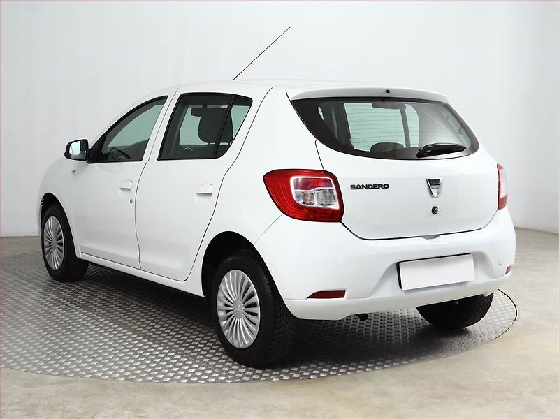 Dacia Sandero (2016) 0.9 TCe, Automat, ČR,1.maj - fotka 4 z 10