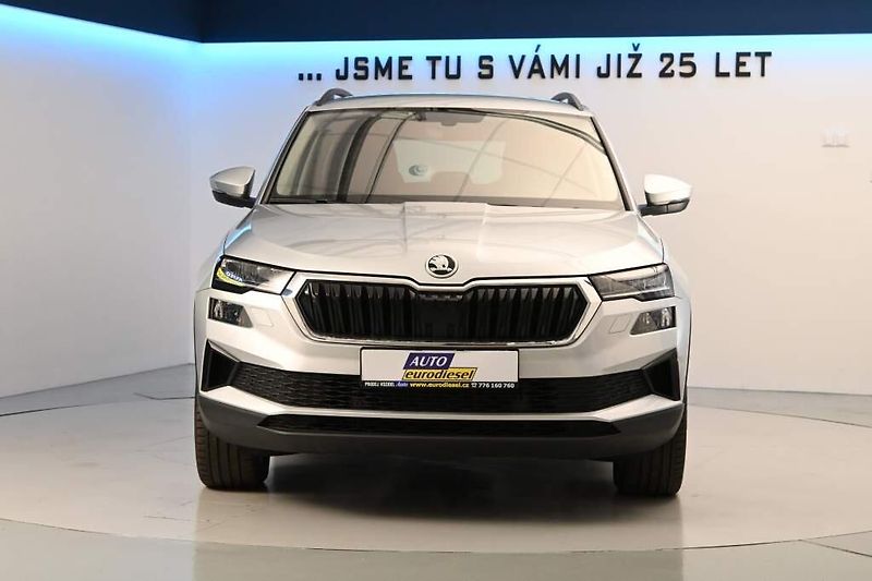 Škoda Karoq (2024) 2.0 4x4 DSG LED TOUR Virtual K - fotka 3 z 33