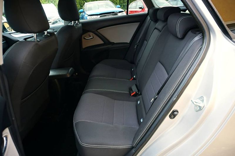Toyota Avensis (2017) TREND 2,0 D.4D 105 kW - fotka 20 z 49