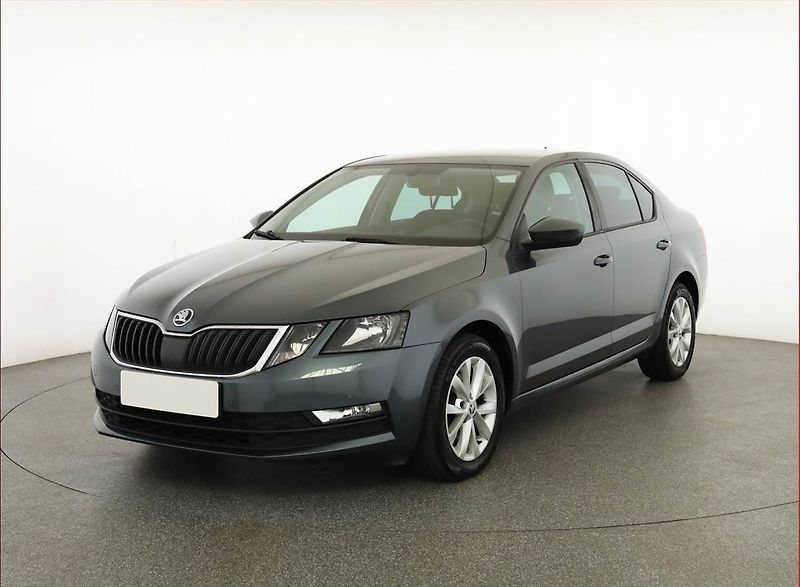 Škoda Octavia (2017) Ambition 2.0 TDI, Automat - fotka 2 z 21