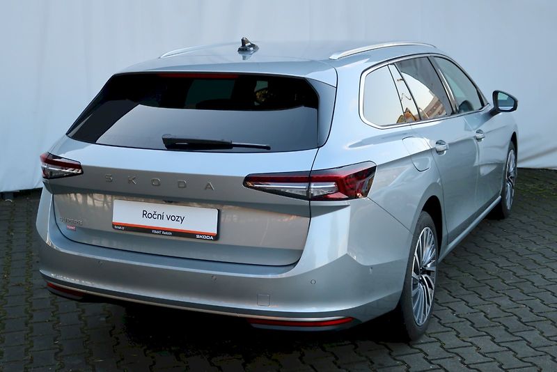 Škoda Superb (2024) Combi Laurin & Klement 2,0 TDi - fotka 22 z 31