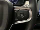 Volvo XC40 B3 DARK PLUS AUT CZ  - náhled 24