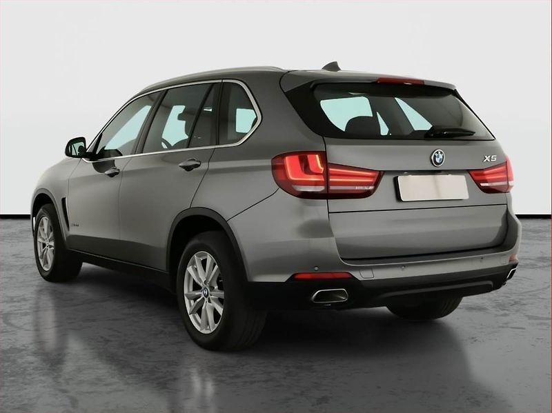BMW X5 (2017) xDrive30d - fotka 4 z 20