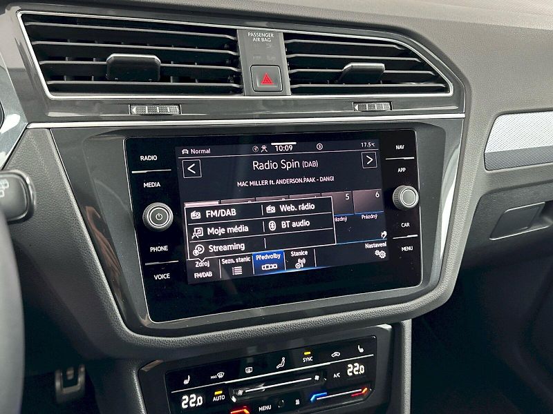 Volkswagen Tiguan (2022) 1.5 TSI 96kW, Tažné, Nezávislé - fotka 16 z 30