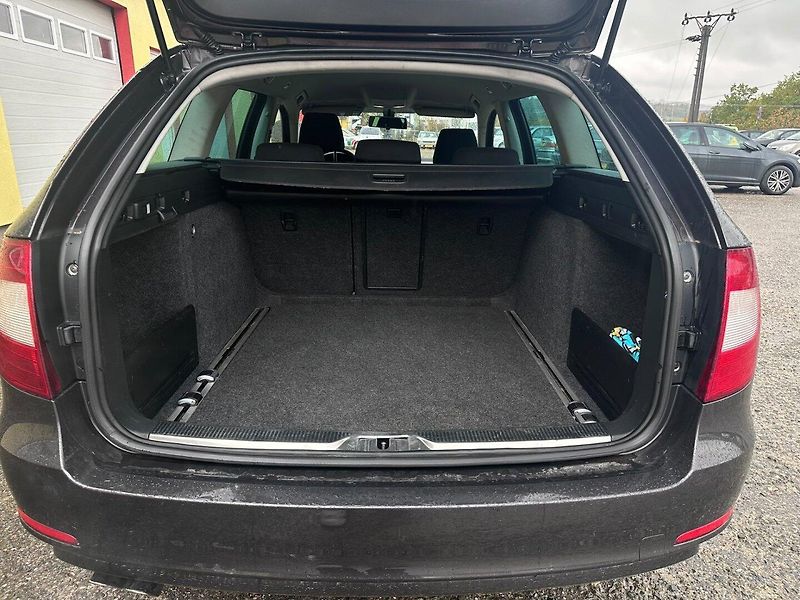 Škoda Superb (2011) 2.0TDi VýhřevSedadel/Serv.Knih - fotka 14 z 25