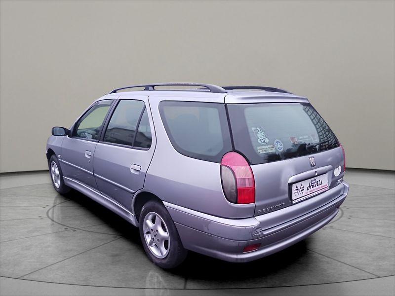 Peugeot 306 1,6 BREAK KOMBI - fotka 4 z 13