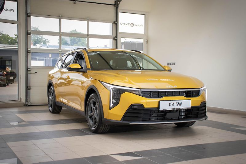 Kia K4 Sportswagon 1,6 T-GDi GPF 7DCT EXCLUSIVE - fotka 3 z 16