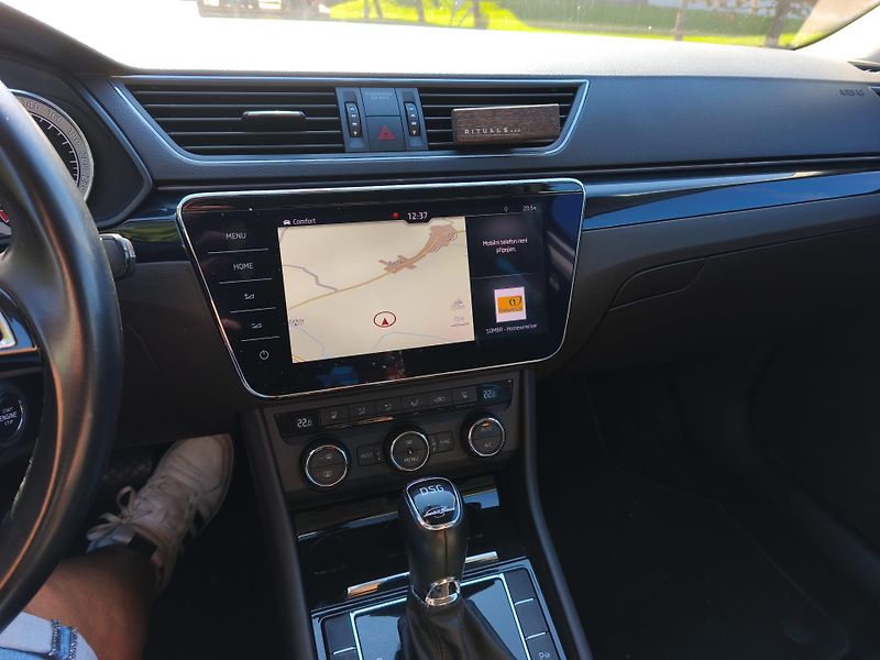 Škoda Superb (2016) 2.0TDI LAURIN a KLEMENT - fotka 21 z 21