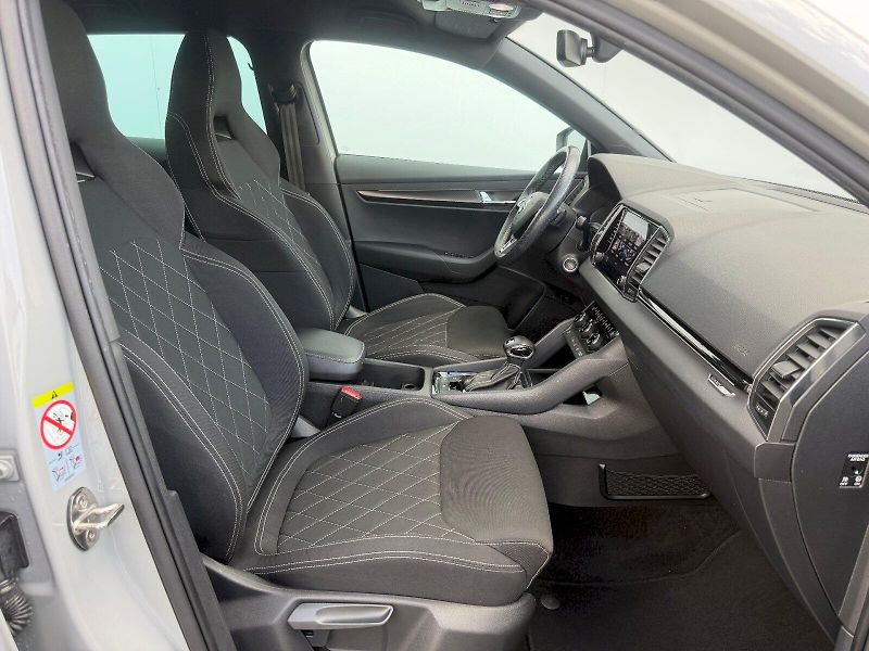 Škoda Karoq (2019) 1.5 TSI 110kW DSG SportLine - fotka 29 z 35