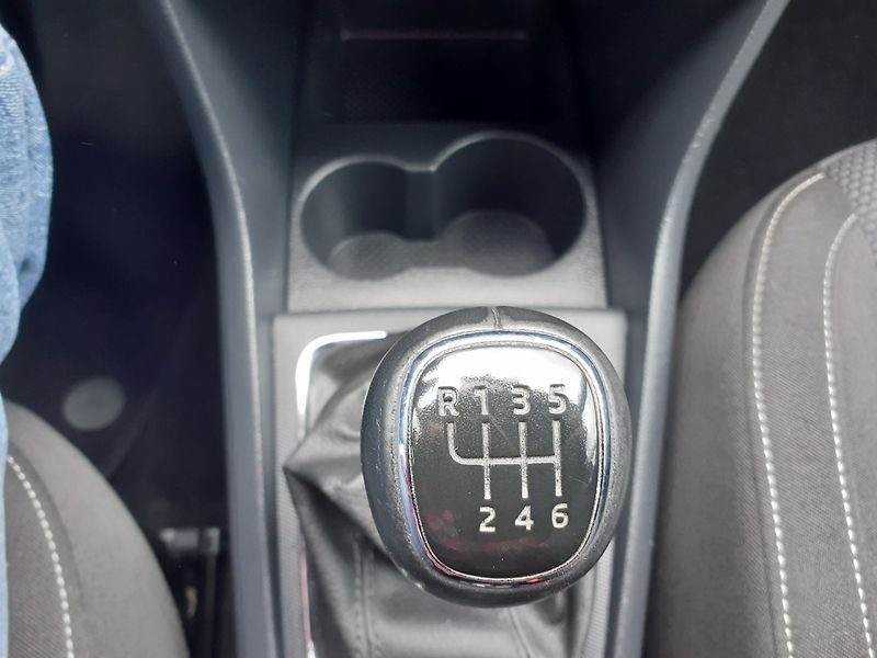Škoda Rapid (2013) 1.2 TSi ELEGANCE - fotka 14 z 39